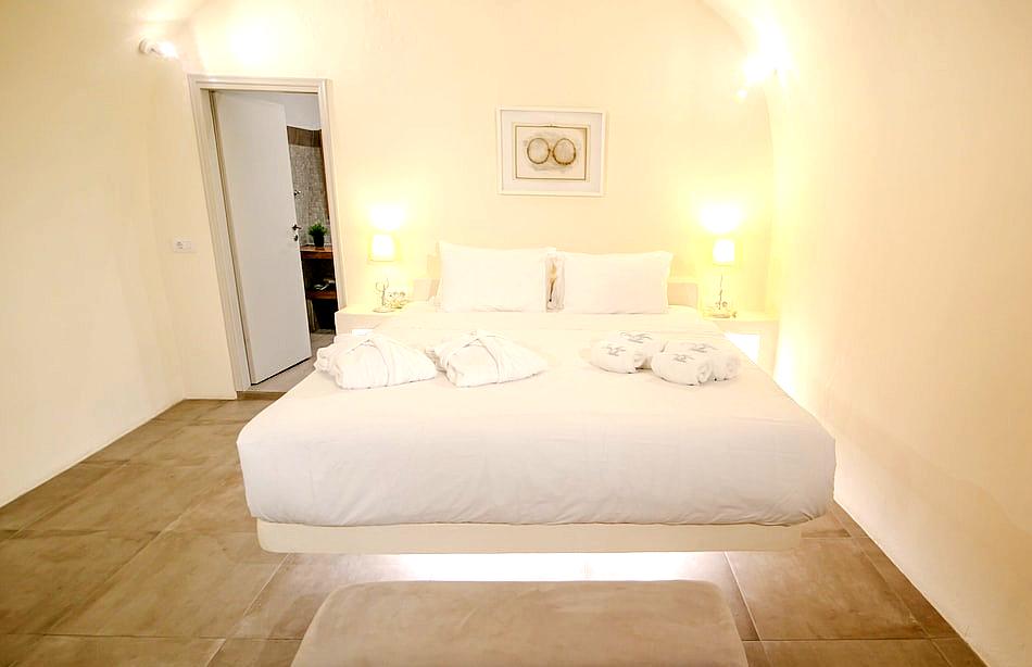 Oia Mare Villas